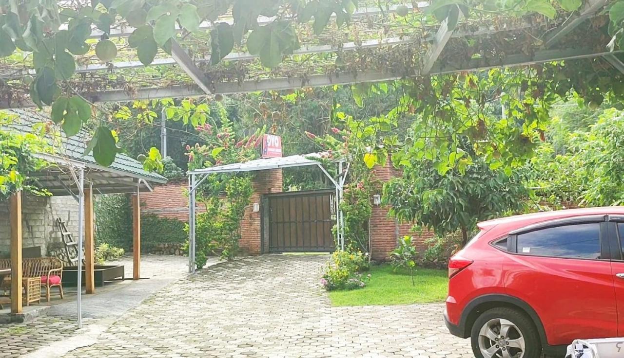 Oyo 2864 Mangsit Garden Homestay Εξωτερικό φωτογραφία